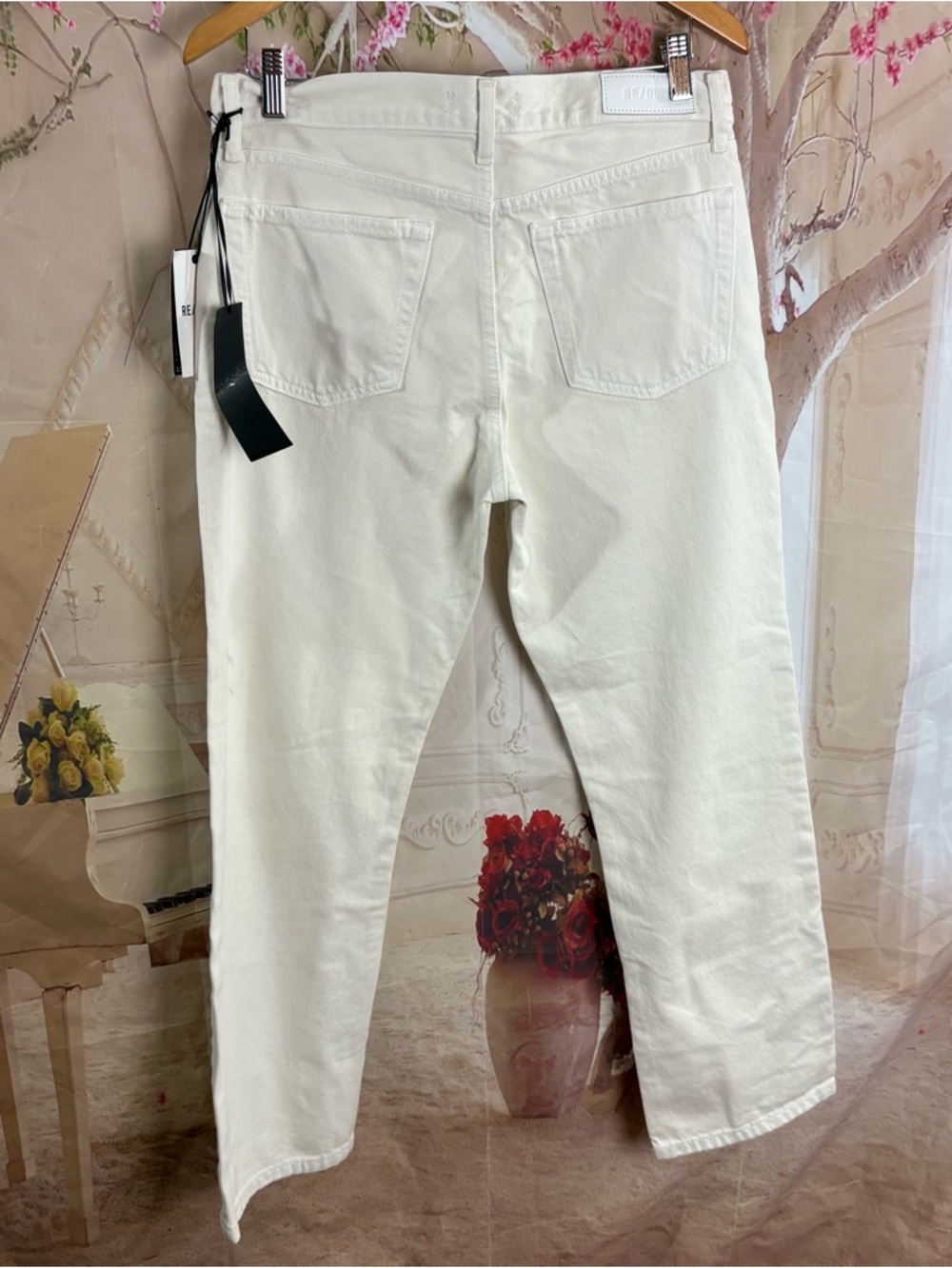NEW Re/Done Cream High-Rise Easy straight Crop Jeans - Picture 5 of 11